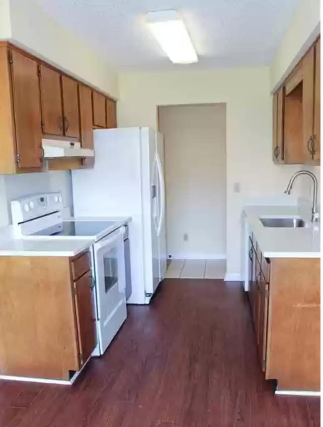 Building Photo - 1 Brandle Cove