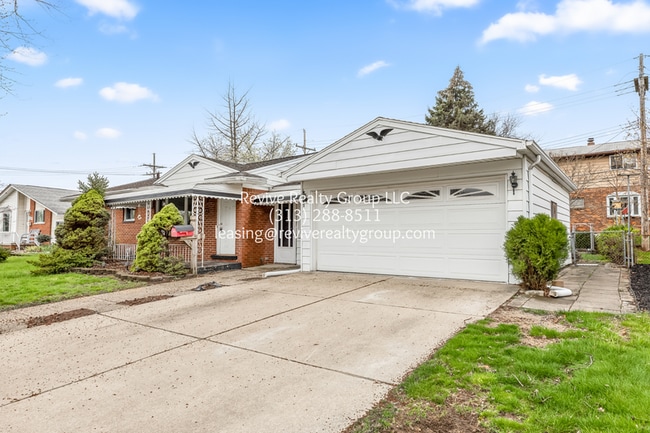 Building Photo - 7223 Mohawk St