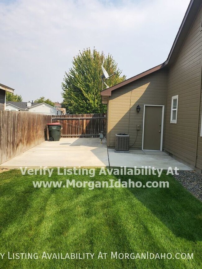 Building Photo - 2763 N Quarrystone Pl
