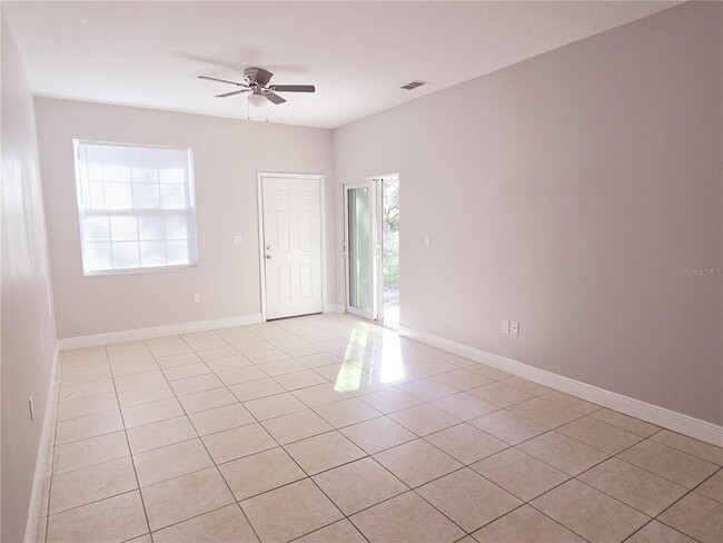 Building Photo - 1595 Cumin Dr