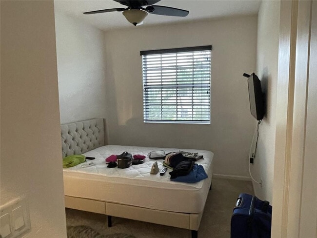 Building Photo - 724 SW 2nd Way