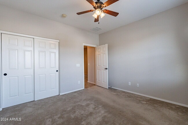 Building Photo - 2623 E San Mateo Dr