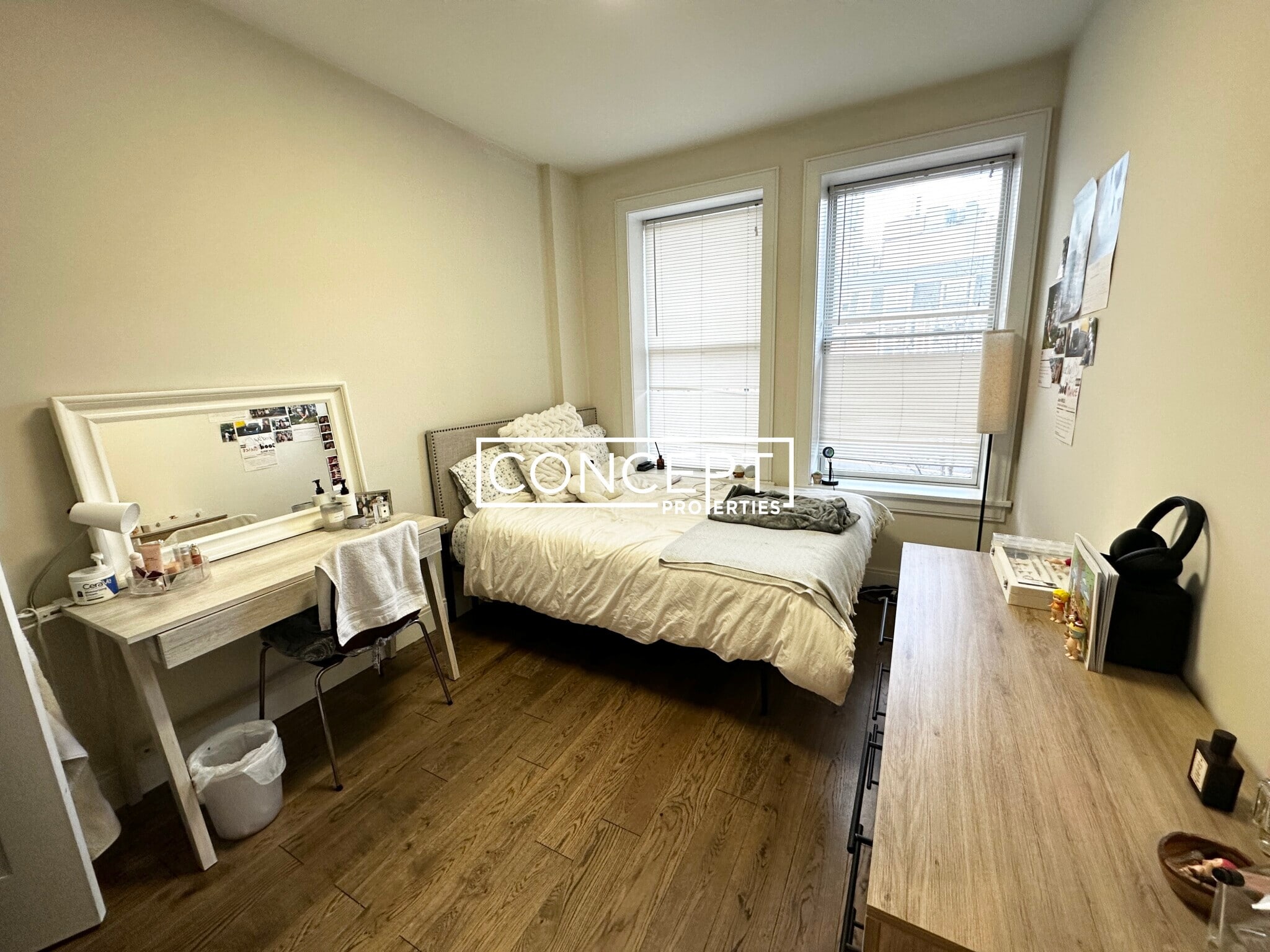 Building Photo - 988 Tremont St