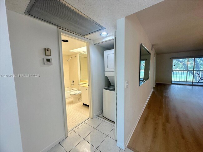 Building Photo - 1151 SW 128th Terrace