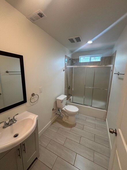 Building Photo - 127 W 93rd St