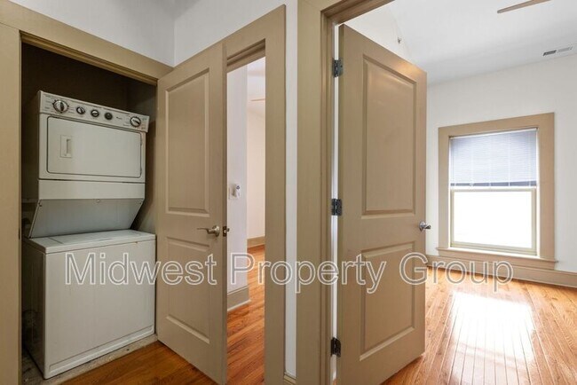 Building Photo - 4244 Chouteau Ave