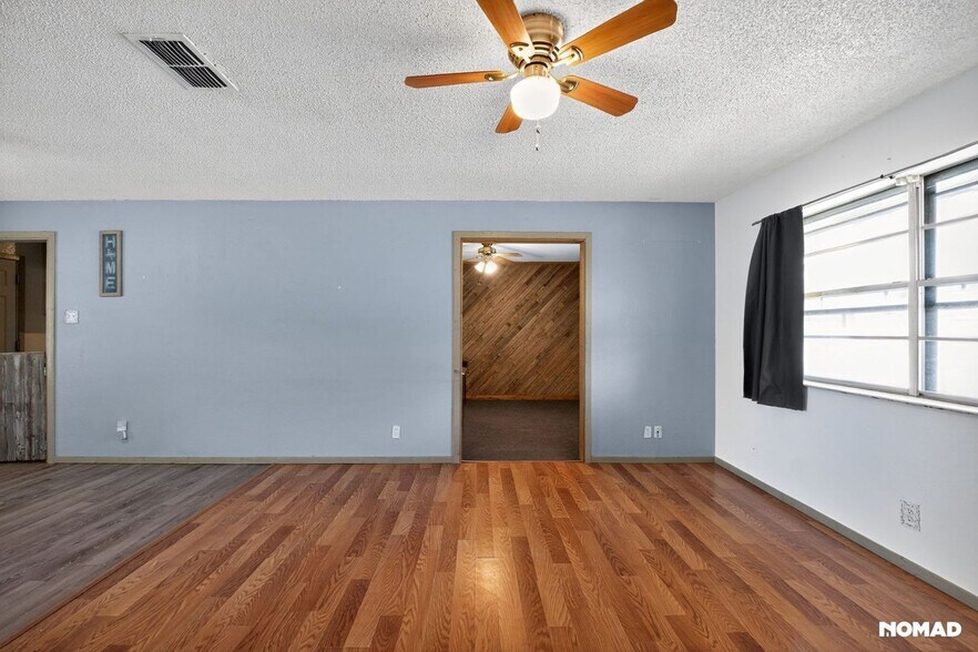 Building Photo - 604 Fegan St