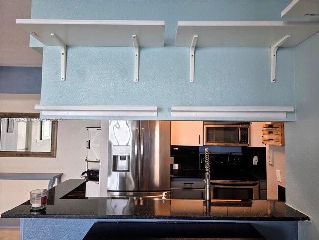 Building Photo - 1625 Kennedy Cswy