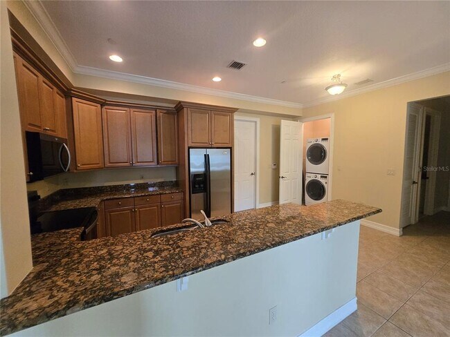 Building Photo - 600 Mulberry Ave