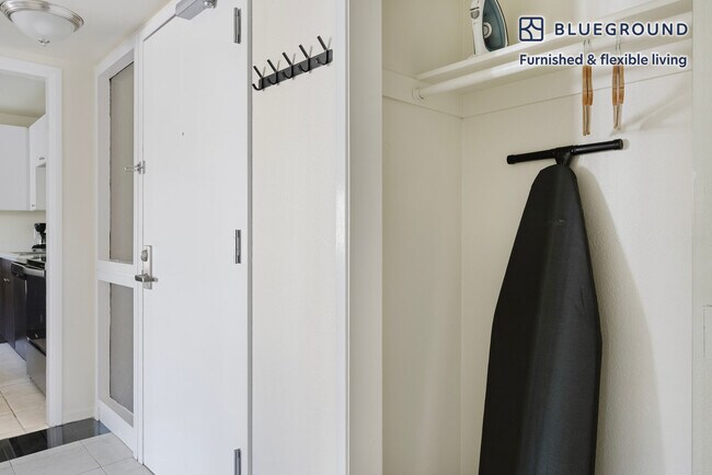 Building Photo - 345 Sheridan Ave