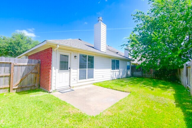 Building Photo - 3111 Myrtle Ranch Dr