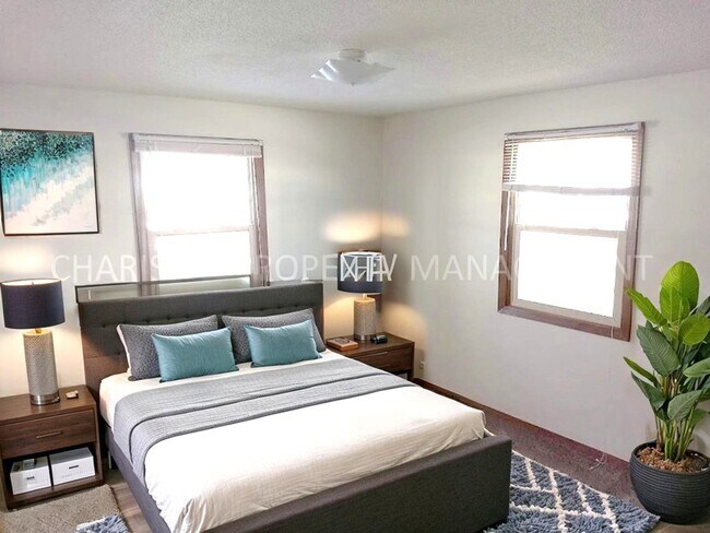 Building Photo - 2 BD - WHEN LOCATION, COMMUNITY AND PRICE MATTER...THIS IS THE PLACE FOR YOU!