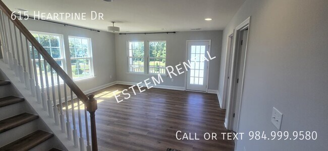 Building Photo - 615 Heartpine Dr