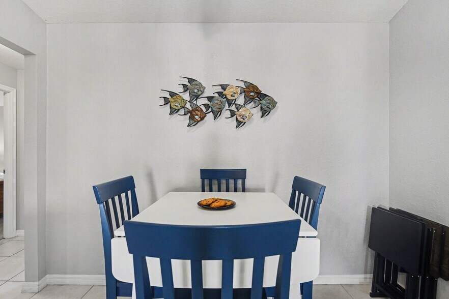 Building Photo - 1109 NW 12th Ln