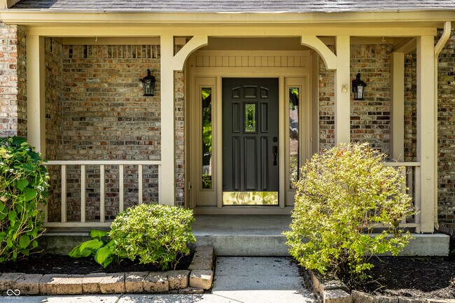 Building Photo - 795 Grace Dr