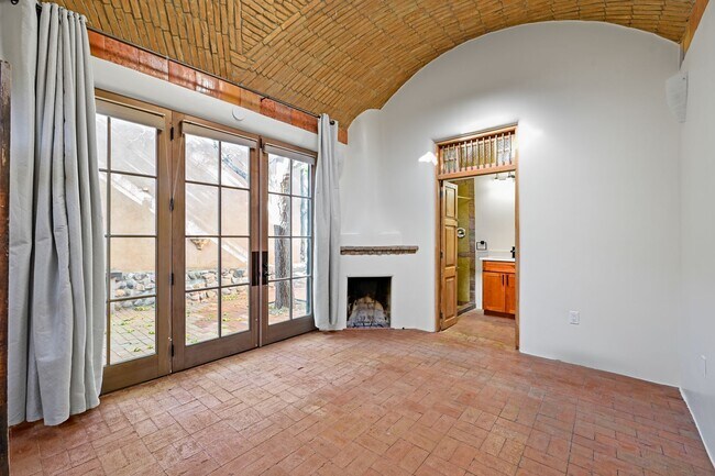 Building Photo - Classic Adobe in the Heart of Santa Fe’s Downtown Railyard District