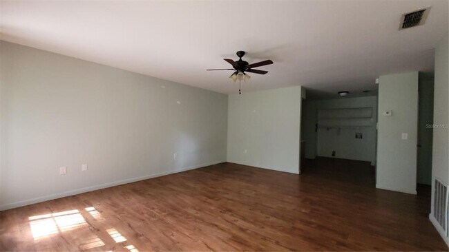 Building Photo - 7119 SW 45th Pl