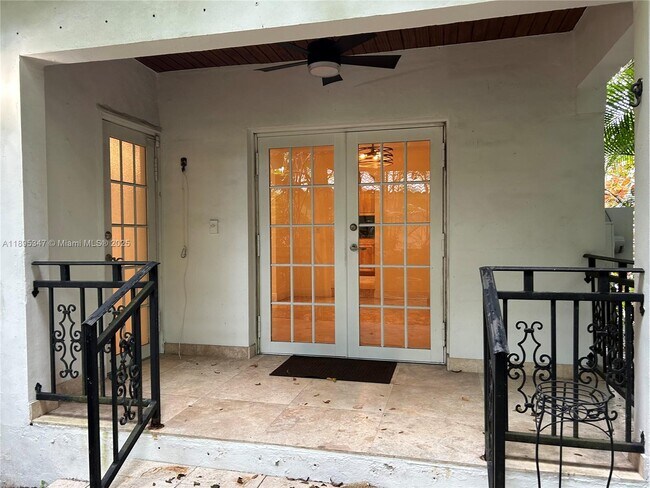 Building Photo - 641 Zamora Ave