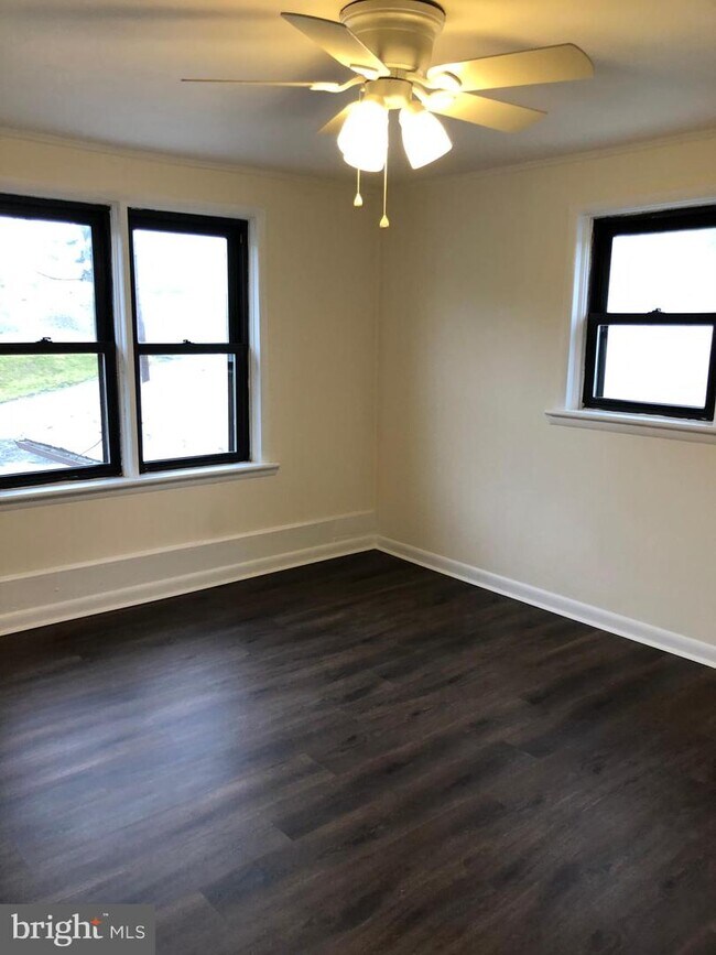 Building Photo - 2485 Williamsport Pike