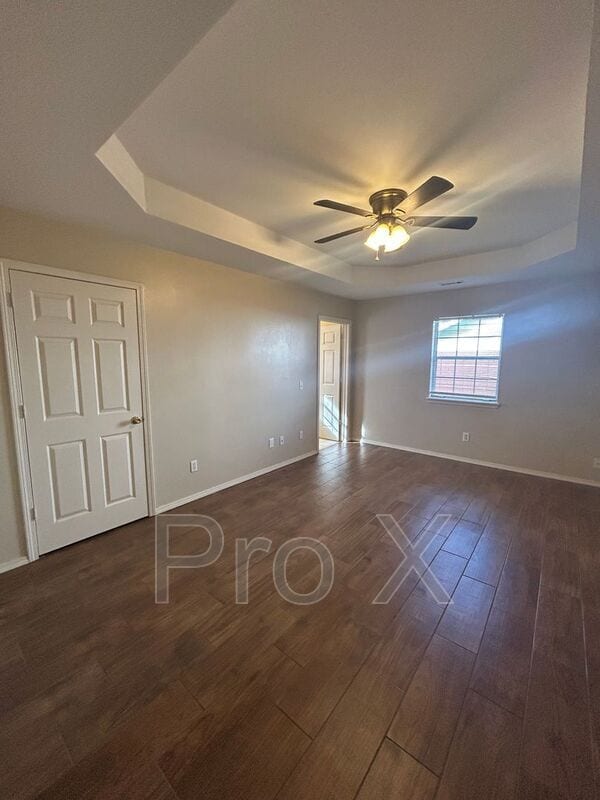 Building Photo - 1403 Camellia Dr