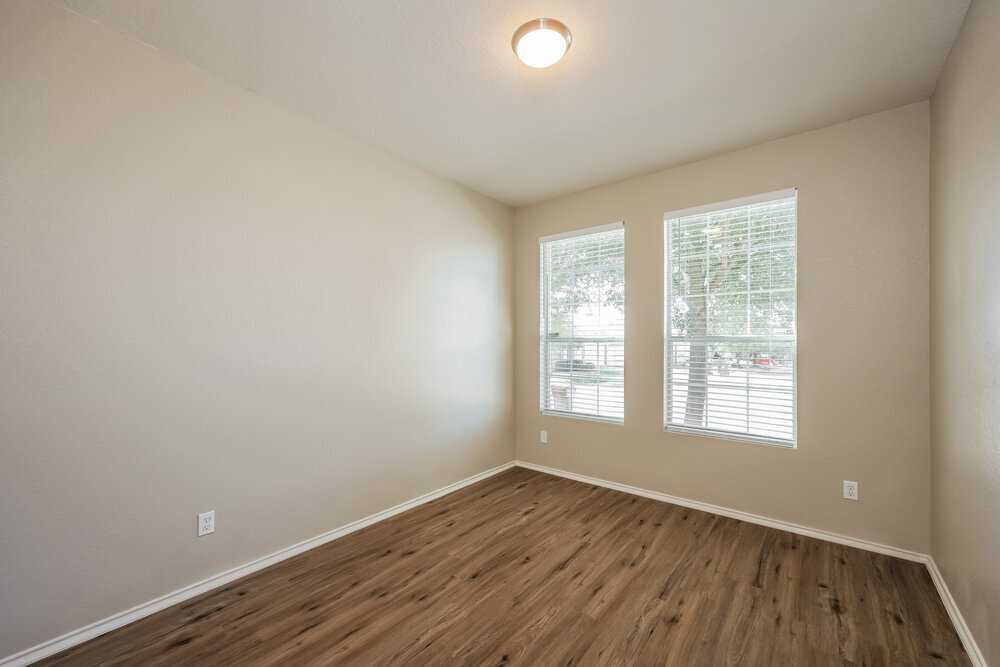 Building Photo - 27330 Wrought Iron