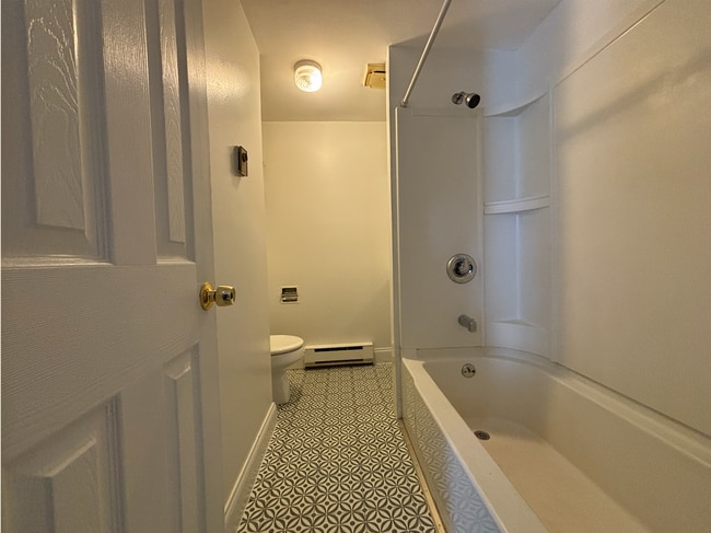 Building Photo - 113 Exchange St