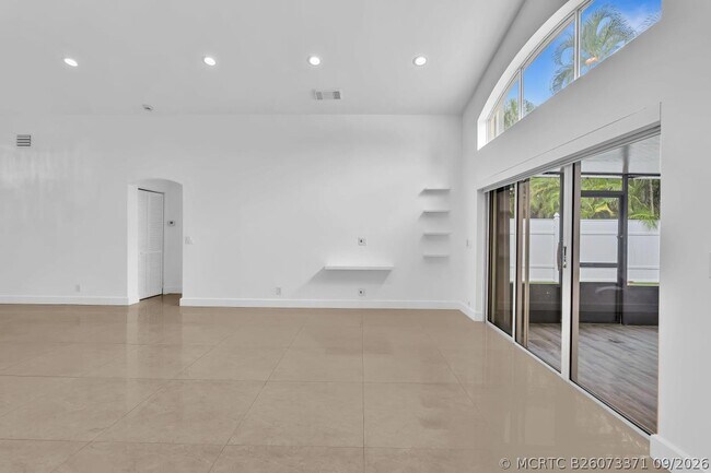 Building Photo - 3307 SW 49th St