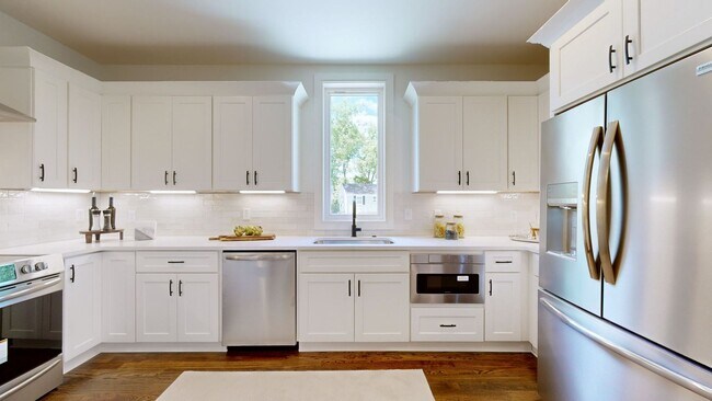 Building Photo - Turn-Key Luxury Rental: Brand-New 4BD + Office w/ Private Sunset Rooftop