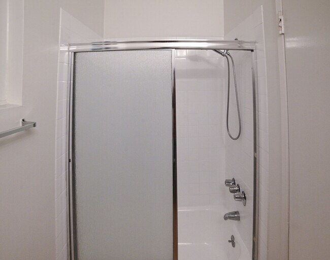 Building Photo - Newly remodeled studio in a gated building...