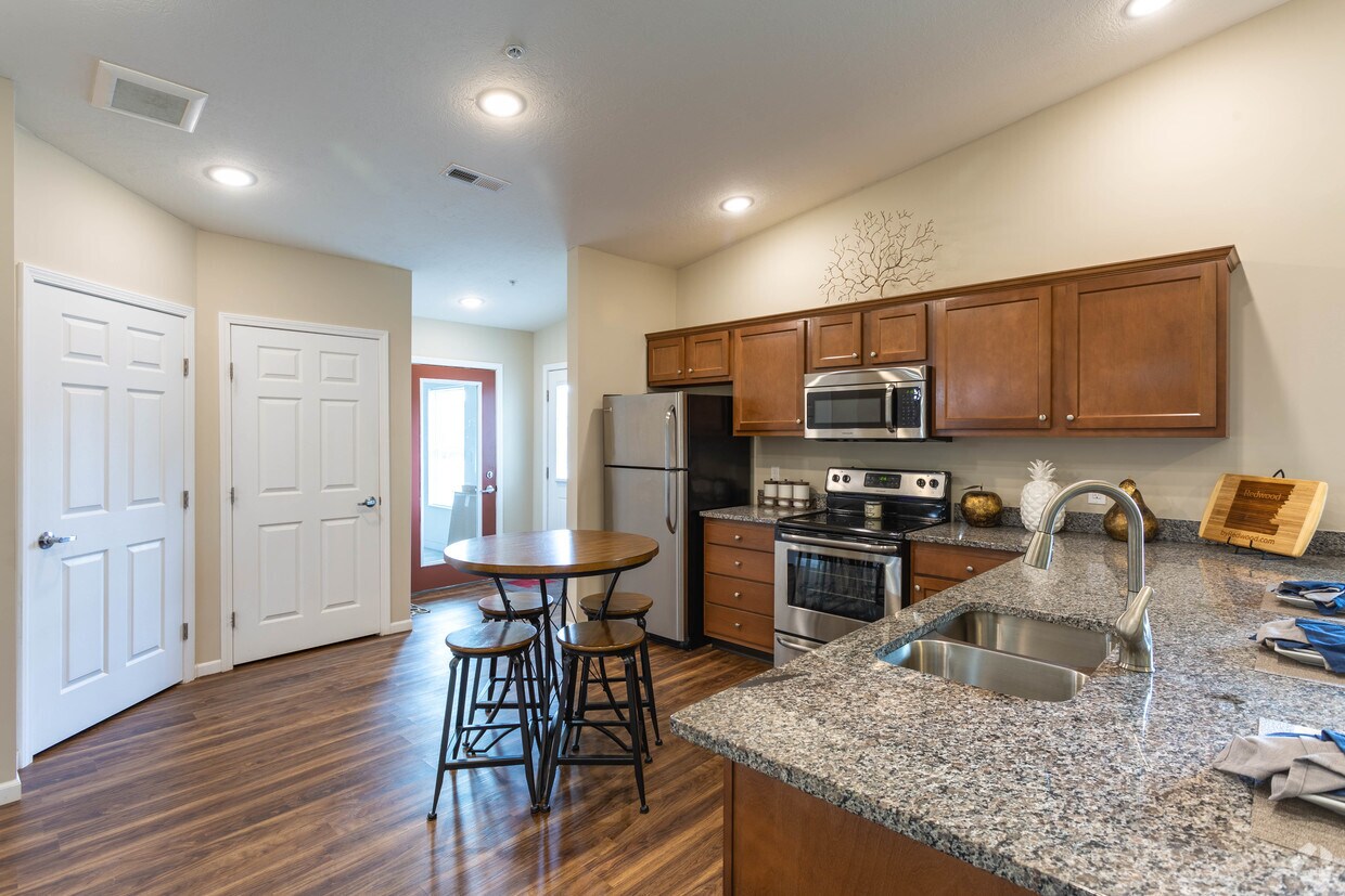 Redwood Delta Township Lansing Mi Apartment Finder