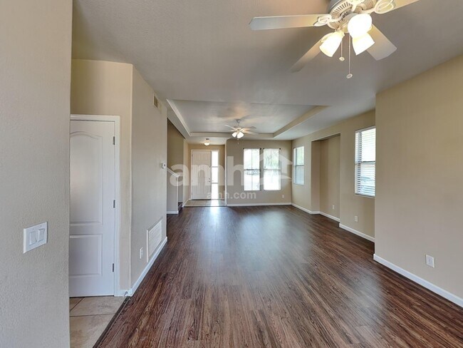 Building Photo - 2190 N 135th Dr