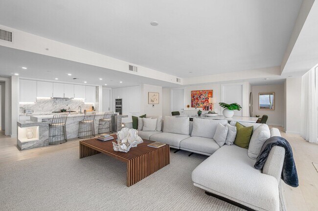 Building Photo - 3550 S Ocean Blvd