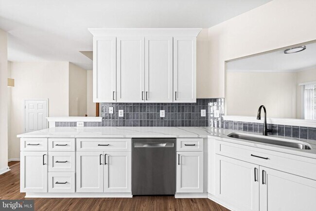 Building Photo - 2902 Jessica Ct