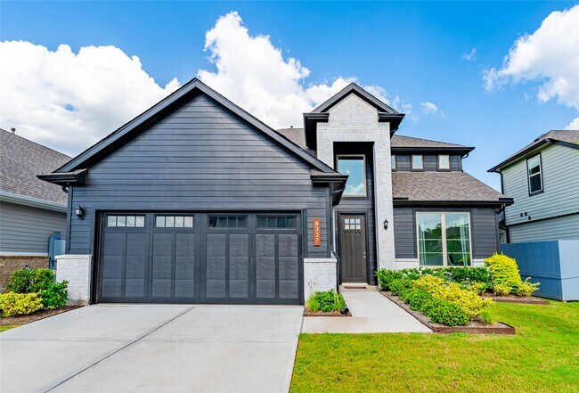 Building Photo - 8327 Threadfin Wy