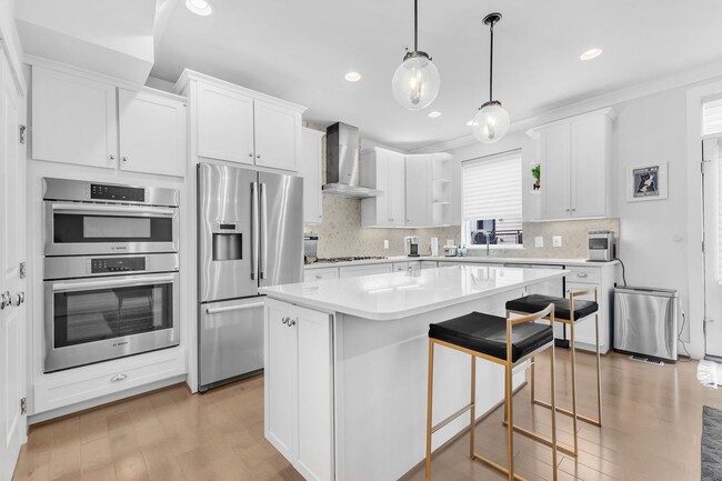 Building Photo - Modern 4-Level Townhome with Rooftop Terrace & Indoor/Outdoor Fireplace Near Old Town