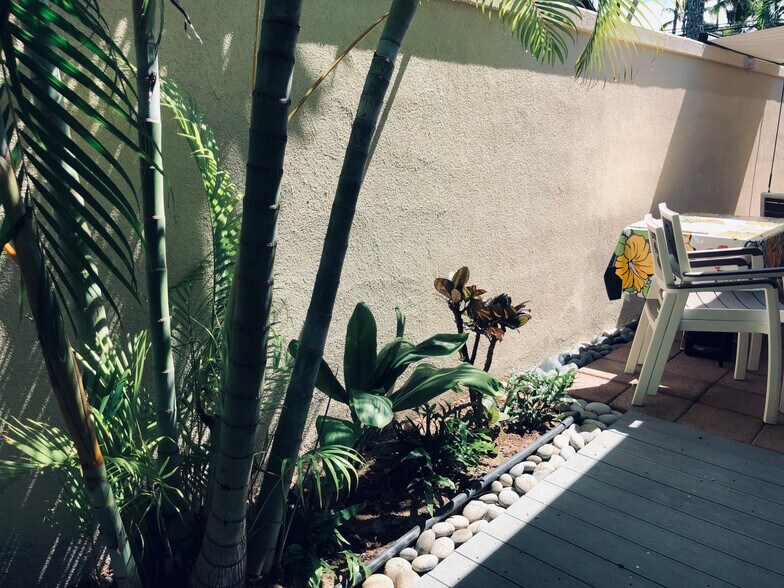 Building Photo - 4 S Kalaheo Ave