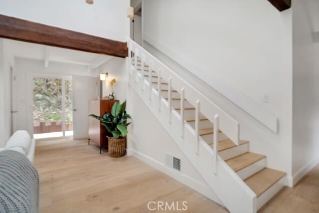 Building Photo - 850 Country Club Dr