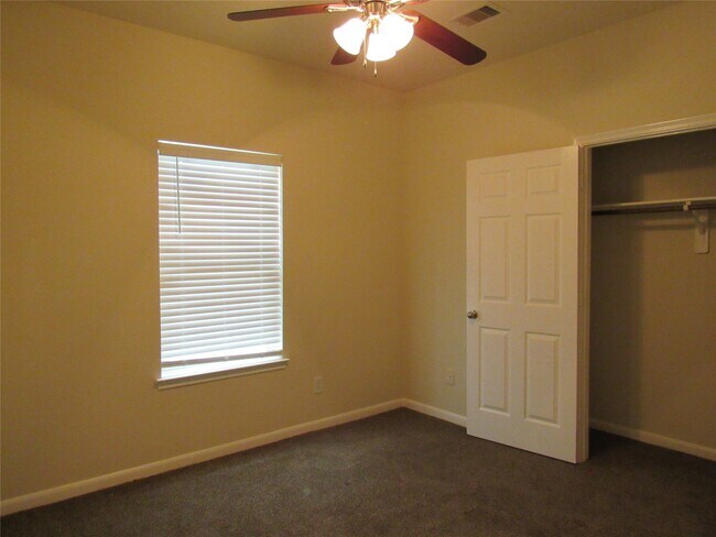 Building Photo - 13514 Villa Arbor Dr