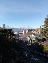 Building Photo - 725 Alhambra St