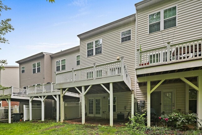 Building Photo - Clarksburg, MD