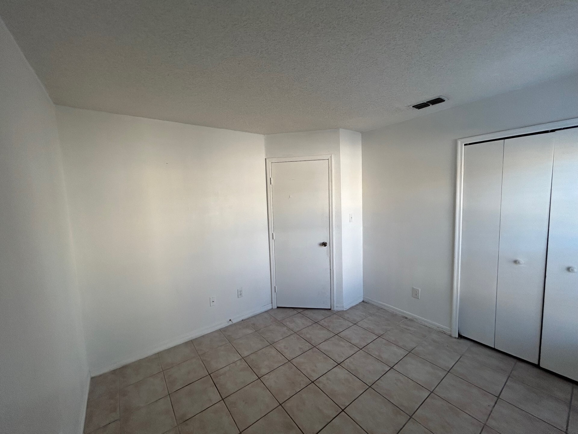 Building Photo - 306 San Gabriel St