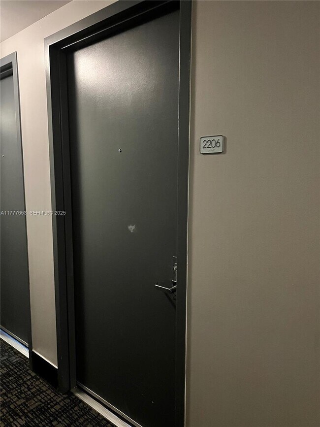 Building Photo - 41 SE 5th St