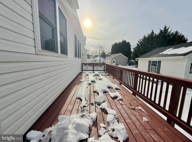 Building Photo - 12410 Iona Sound Dr