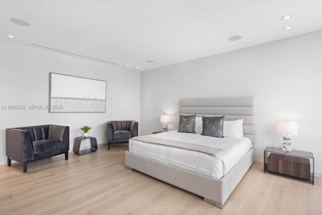 Building Photo - 418 Sunset Dr