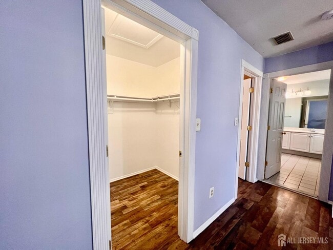 Building Photo - 404 Draco Rd