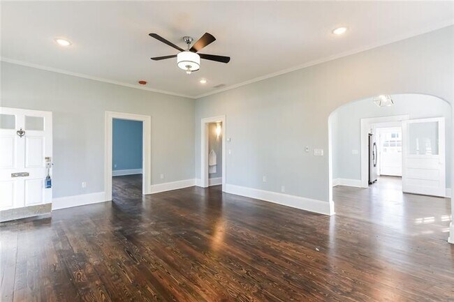 Building Photo - 443 S Atlanta St