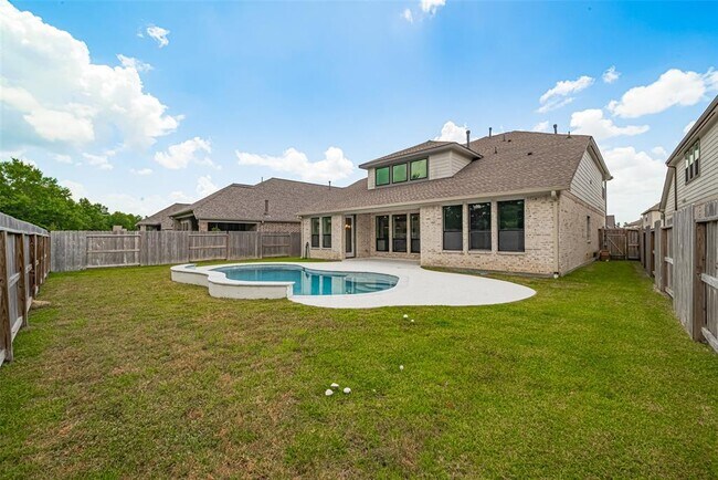 Building Photo - 23649 Silver Palm Trl