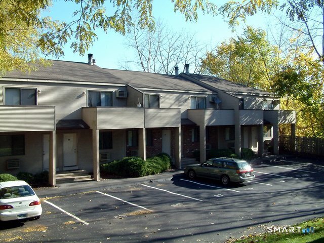 Building Photo - 124 Coalpit Hill Rd