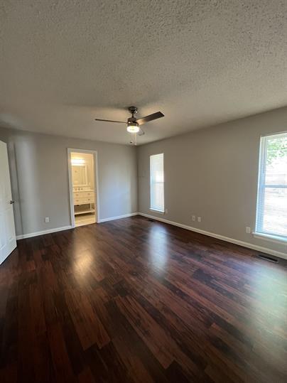 Building Photo - 2239 Donna Dr