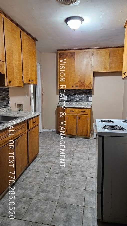 Building Photo - 1612 Lyndle Rd